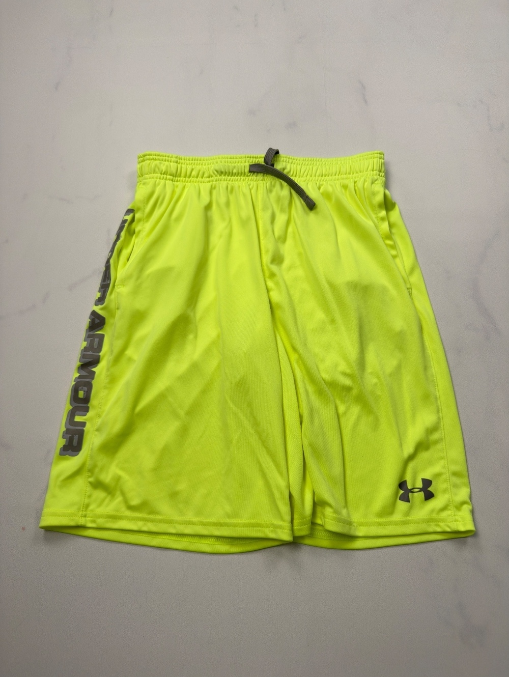 Under Armour Athletic Shorts Reflective Logo Drawstring - Boys XL